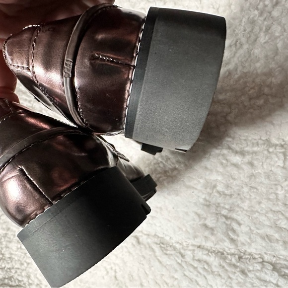 Chunky Lug Sole Shoes Women Metallic Platform Loafers with by SARTO Size 6.5 - Picture 6 of 13